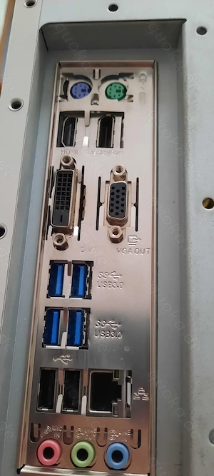 Komplett Pc mit Monitor an Selbstabholer zvk Bild 9