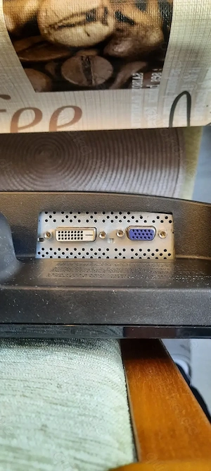 Komplett Pc mit Monitor an Selbstabholer zvk Bild 10