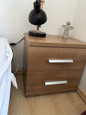 Nachttischschrank