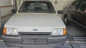 Ford Escort Ghia Cabrio