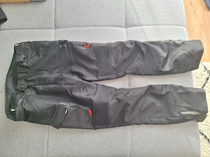 Schwarze Motorradhose von Büse Morano Pro in Größe L 52