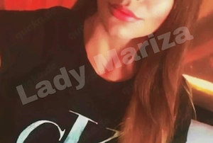 Erfahrene Göttin erzieht Sklaven und Sissys (online!)