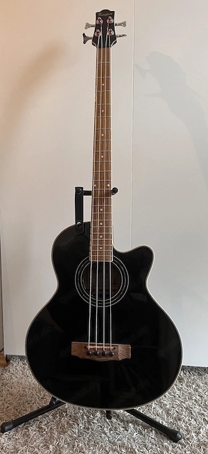 Akustik Bassgitarre mit Tonabnehmer