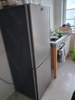 Kühlschrank mit Gefrierschrank