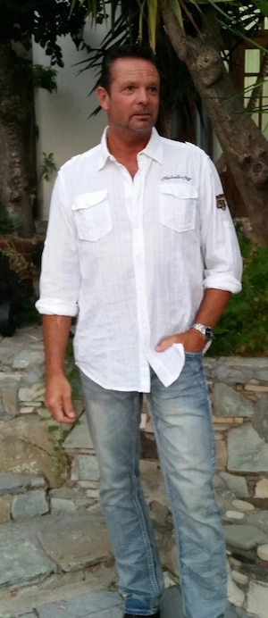 Attraktiver gefühlvoller Mann 52 186 88 mit dominanter Veranlagung sucht Sie für feste Partnerschaft