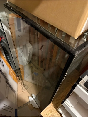 Aquarium    Terrarium