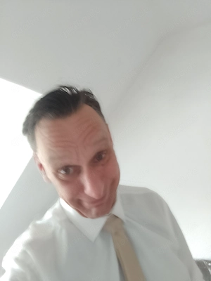 Ich suche eine Frau die mit mir schöne Abende erlebt