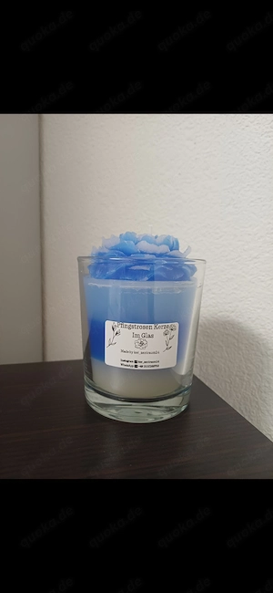 Pfingstrosen Kerze im Glas, Farbe Blau, Weiß