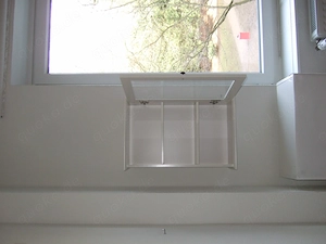 Schmuck-Hängeschrank Malling von Jysk, Glastür, 2 Böden   3Fächer, H 60 cm, T 19 cm, 40 cm, weiß Bild 3
