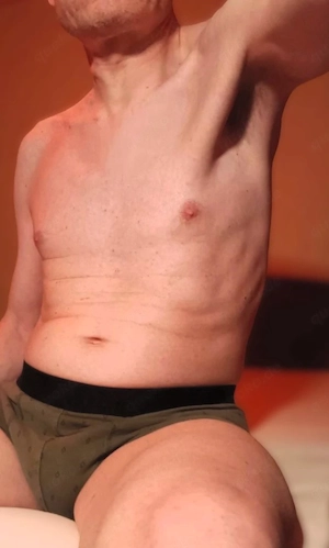 Suche Sie im Alter von 21-35 für ein Overnight Date Zahle-1500 .