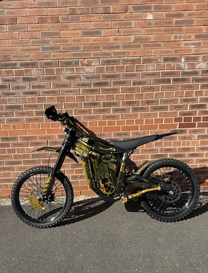 Talaria Sting R MX4, Baujahr 2024, neuwertig