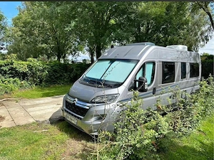 Fourgon camping car Citroen Jumper de la marque CARADO (CVE 600 MJ24)