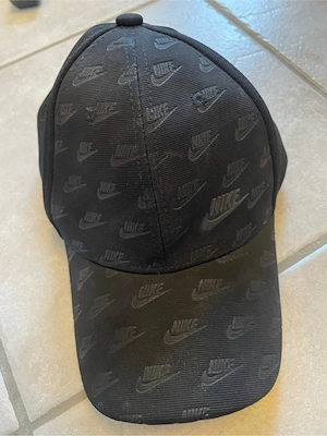 Nike Cap Schwarz Neu!!!