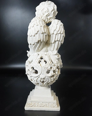 Puttenengelfigur aus Keramik auf Sockel in matt-weißem Finish, 35 cm hoch Bild 4