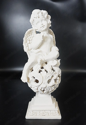 Puttenengelfigur aus Keramik auf Sockel in matt-weißem Finish, 35 cm hoch Bild 6