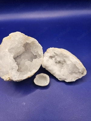 3 schöne Geoden (2 groß, 1 klein)