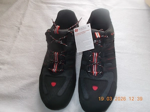  NEU!! BAAK Sicherheitsschuhe S1 SRC Sven Schwarz Gr. 45