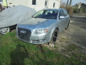 Audi A4 KombiDiesel 2 Liter TDI Bj 3 2005 PS 140 Kupplung Kaputt 2 Motor Bild 2