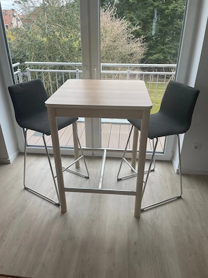 Stehtisch Rönninge Ikea   2 Barhocker Gunnared