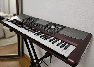 Korg Pa1000   Professional 61-key Entertainer Keyboard