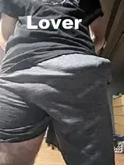 Liebhaber und Freund der Frau eines Ehepaares das in Bad Dürkheim besuchbar ist.