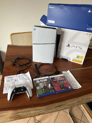 Sony PlayStation 5 Slim 1TB Konsole, Disc-Version, Inkl. PS5 Controller