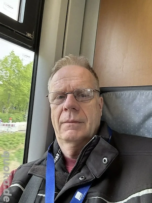 vielseitig interessiert, lebensmutig, zuverlässig, bodenständig