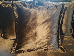XXL Wohnlandschaft, Sofa, Couch, Ecksofa, Eckcouch, Modell Ceretto, Brauner Samt, mit vielen Kissen Bild 3