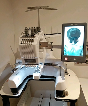 Brother PR680w Stickmaschine 6 Farben Neuwertiger Zustand Wie Neu
