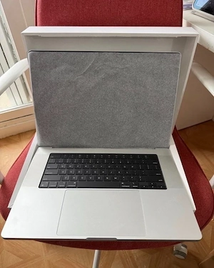 Apple MacBook pro M4 