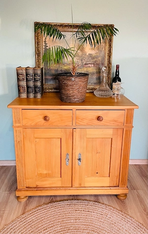 Antike Gründerzeit-Kommode 1890er   Weichholz   Honigton   Schlüssel 