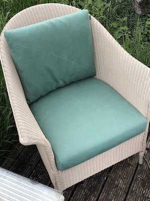 GARPA Classic Loom Club für 5 Personen mit Tischen und Kissen