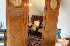 Schlafzimmerschrank Antik zu verkaufen