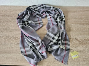 Burberry Schal Tuch in Grau Neu mit Etikett 