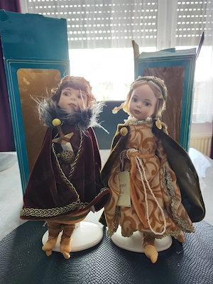 2 X Sammlerpuppe aus Porzelan Handbemalt , 30 cm  Originalkarton