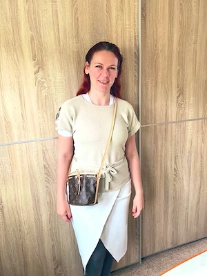 Geile Studentin will was dazu verdienen     