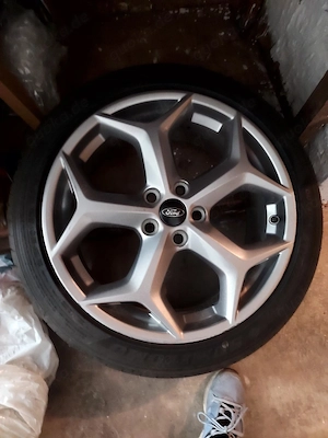 Ford Focus ST 2018 Felgen