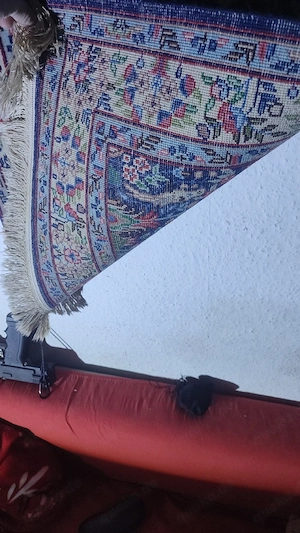 verkaufe sehr schön orientteppich Länge 140 Breite ca 50 handgeknüpft ziehe Bilder
