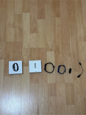 Xiaomi Smartwatch   mit 2 Armbändern & Zubehör, voll funktionsfähig