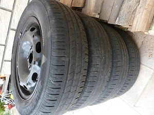 4 Sommerreifen auf Stahlfelgen