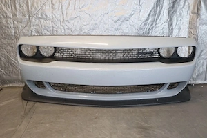 Komplette OEM-Frontstoßstange für Dodge Challenger Widebody (2015 2023)