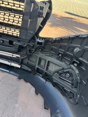 Original Mercedes-Benz GLS AMG X167 MOPF Front- und Heckstoßstange, neu. Kontaktieren Sie uns.