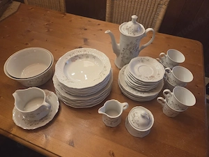 Eschenbacher Porzellan komplett Service