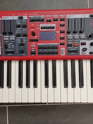 Nord Stage 4 73 inkl. Case, neuwertig