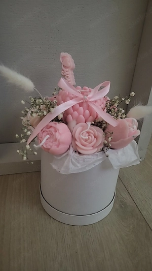 Kerzen, Boxen, Geschenkboxen, Blumensträuße