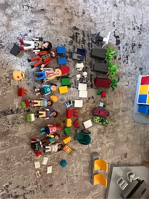 Playmobil Die Schule 9453 unf Turnhalle 9464 Bild 4