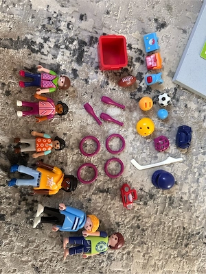 Playmobil Die Schule 9453 unf Turnhalle 9464 Bild 5