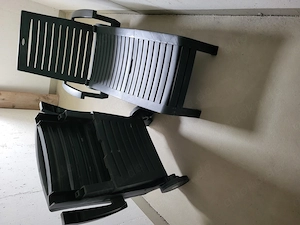 Gartenliegen mit Auflagen 