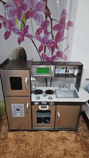 Kinder Spielküche mit ganzen Zubehör