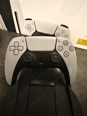 Sony Playstation 5 Konsole 1TB plus verpakung und controllern  Bild 2